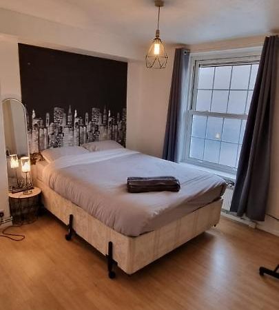 Property In Brixton ลอนดอน ภายนอก รูปภาพ